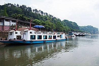 回合制策略游戏《地狱王座》宣布2024年2月14日发售